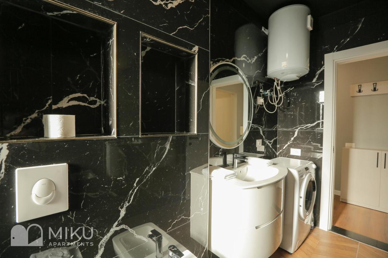 Miku Apartment ティラナ エクステリア 写真