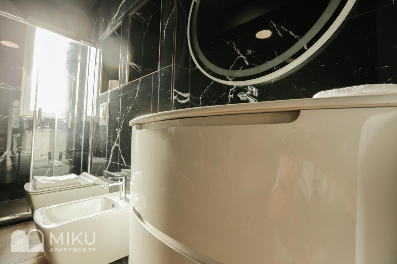 Miku Apartment ティラナ エクステリア 写真