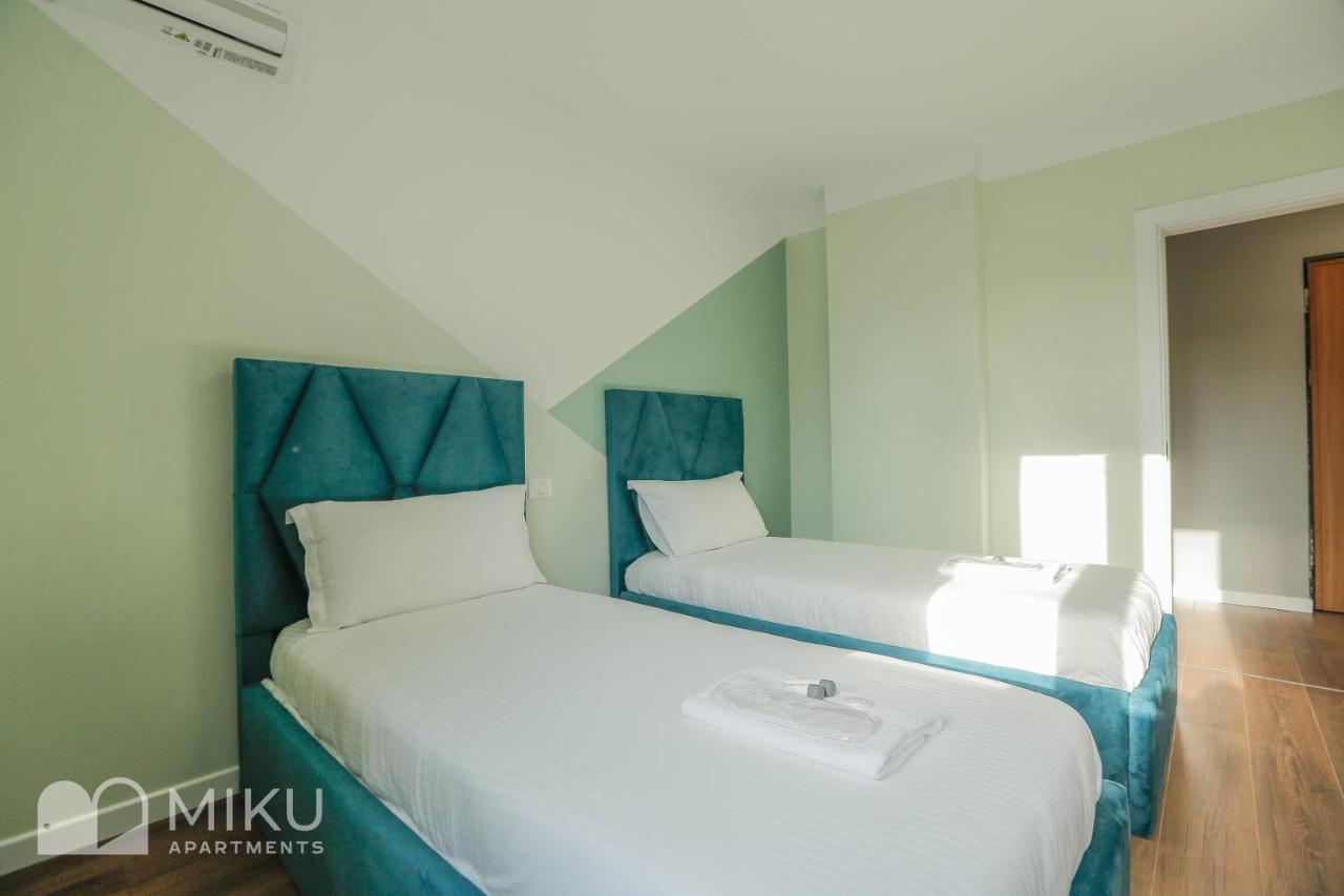 Miku Apartment ティラナ エクステリア 写真