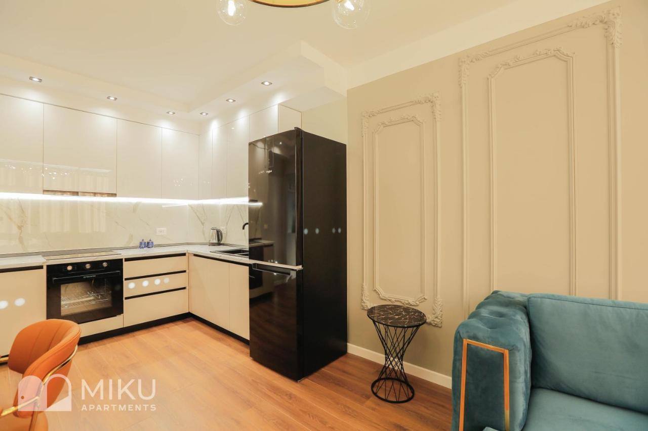 Miku Apartment ティラナ エクステリア 写真